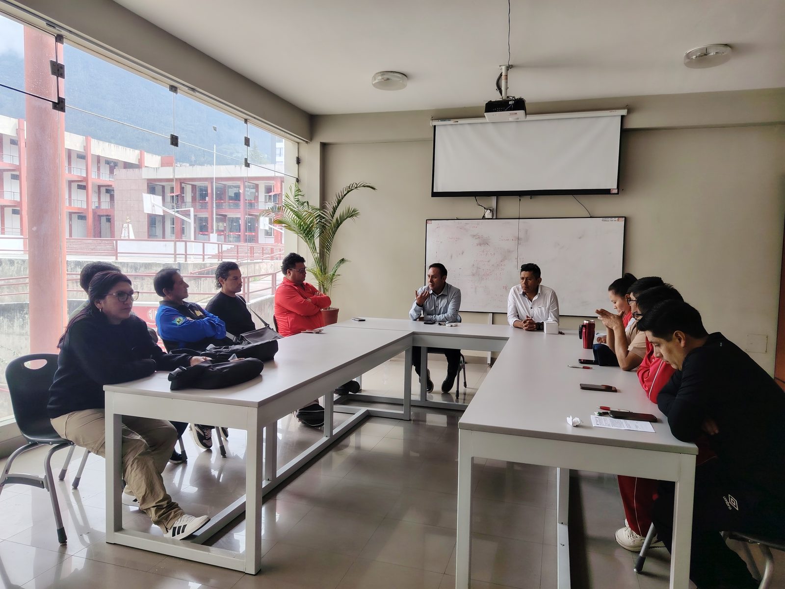 Reunión de coordinación con docentes de Educación Física