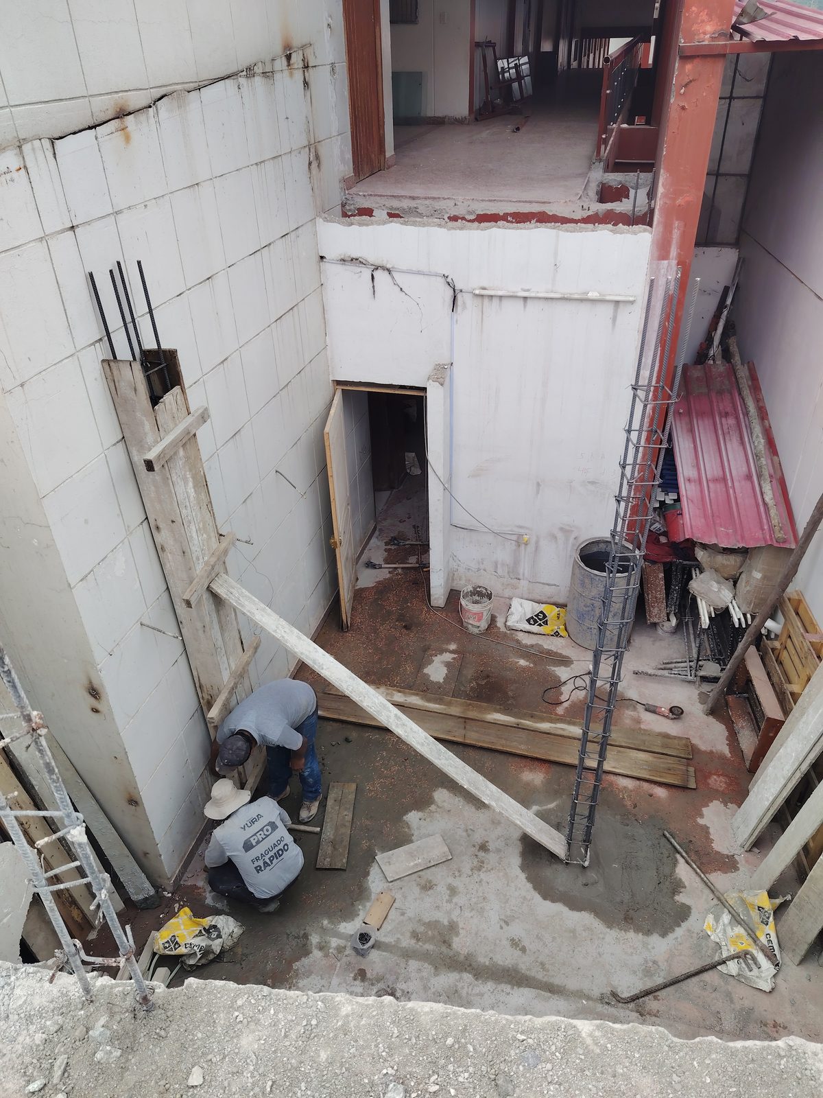 Construcción de la rampa de primaria